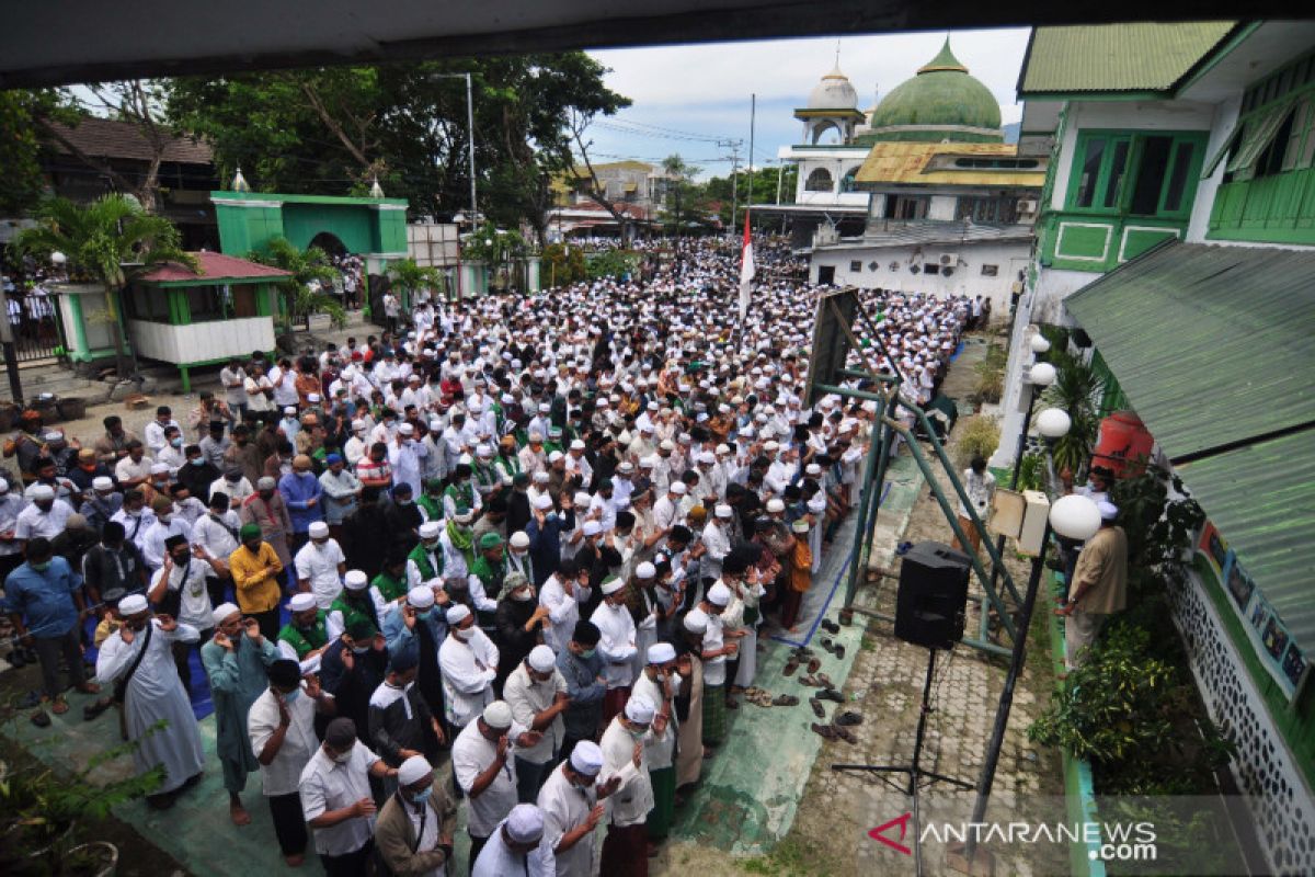 Solat Jenazah Habib Saggaf